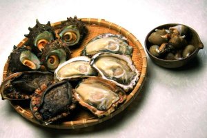 牡蠣（岩牡蠣） in 好きな貝類BEST5 by Wallffam
