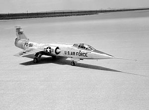 F-104 in 好きな戦闘機BEST5 by K_akiya